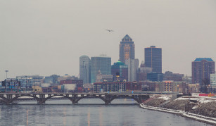 Des Moines
