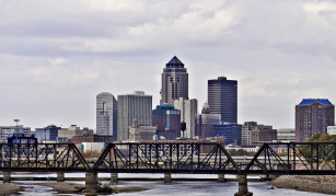 Des Moines